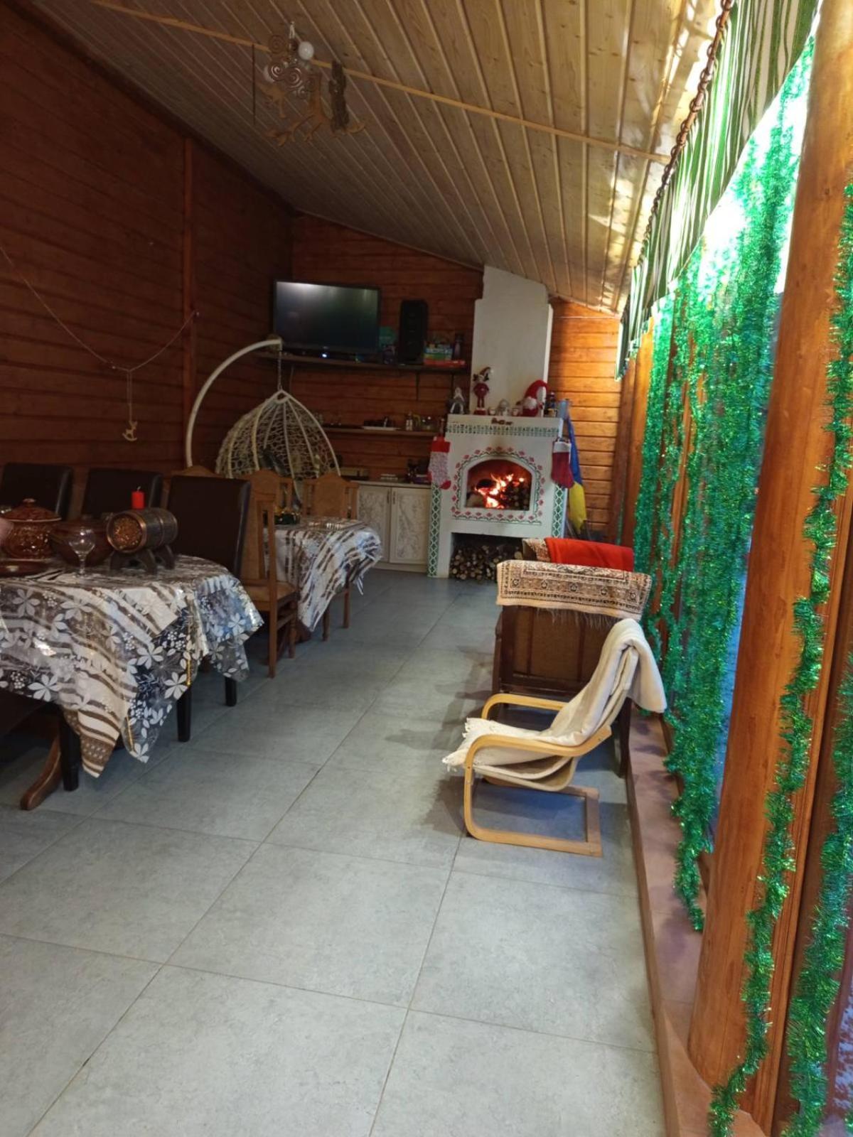 Gostynnyi Dvir U Marichky Lazeshchyna Exterior foto